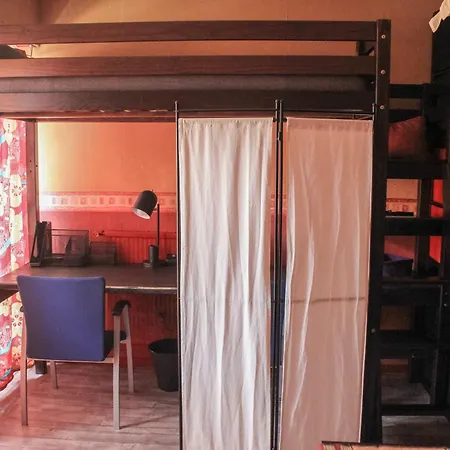 بيت شباب Le Chateau *