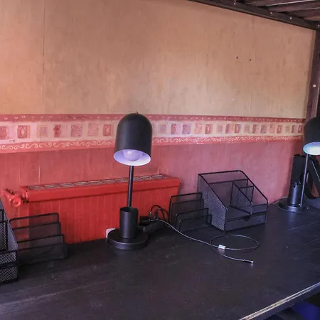 بيت شباب Le Chateau *